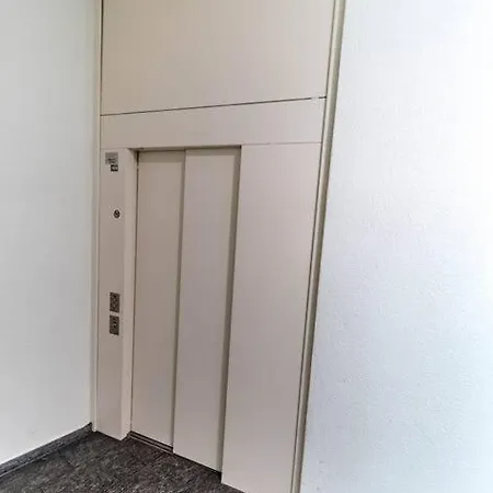 Lejlighed 1br Near - Fb6 *